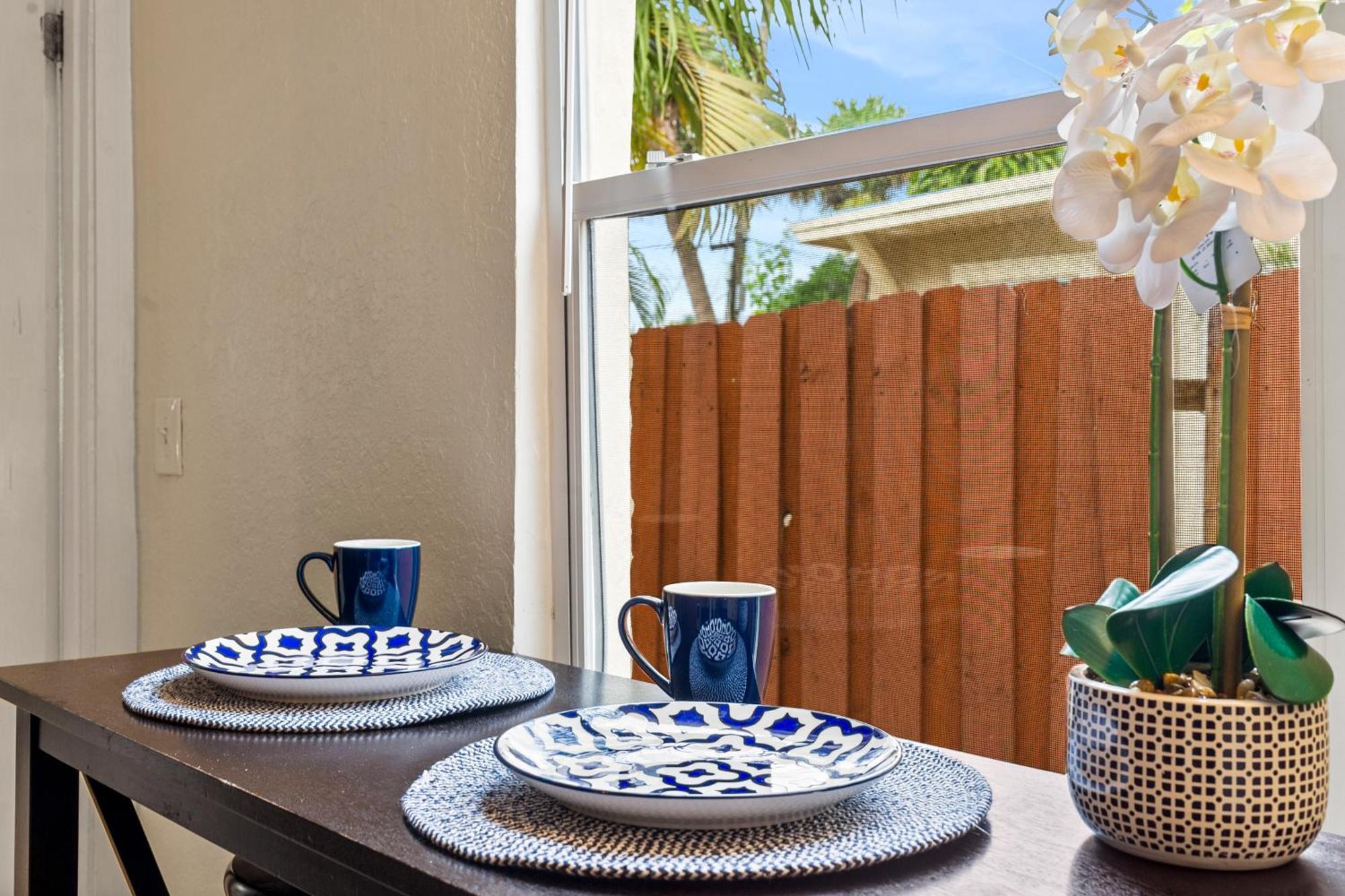 Chic Downtown Vacation Home And Guest Home West Palm Beach Dış mekan fotoğraf