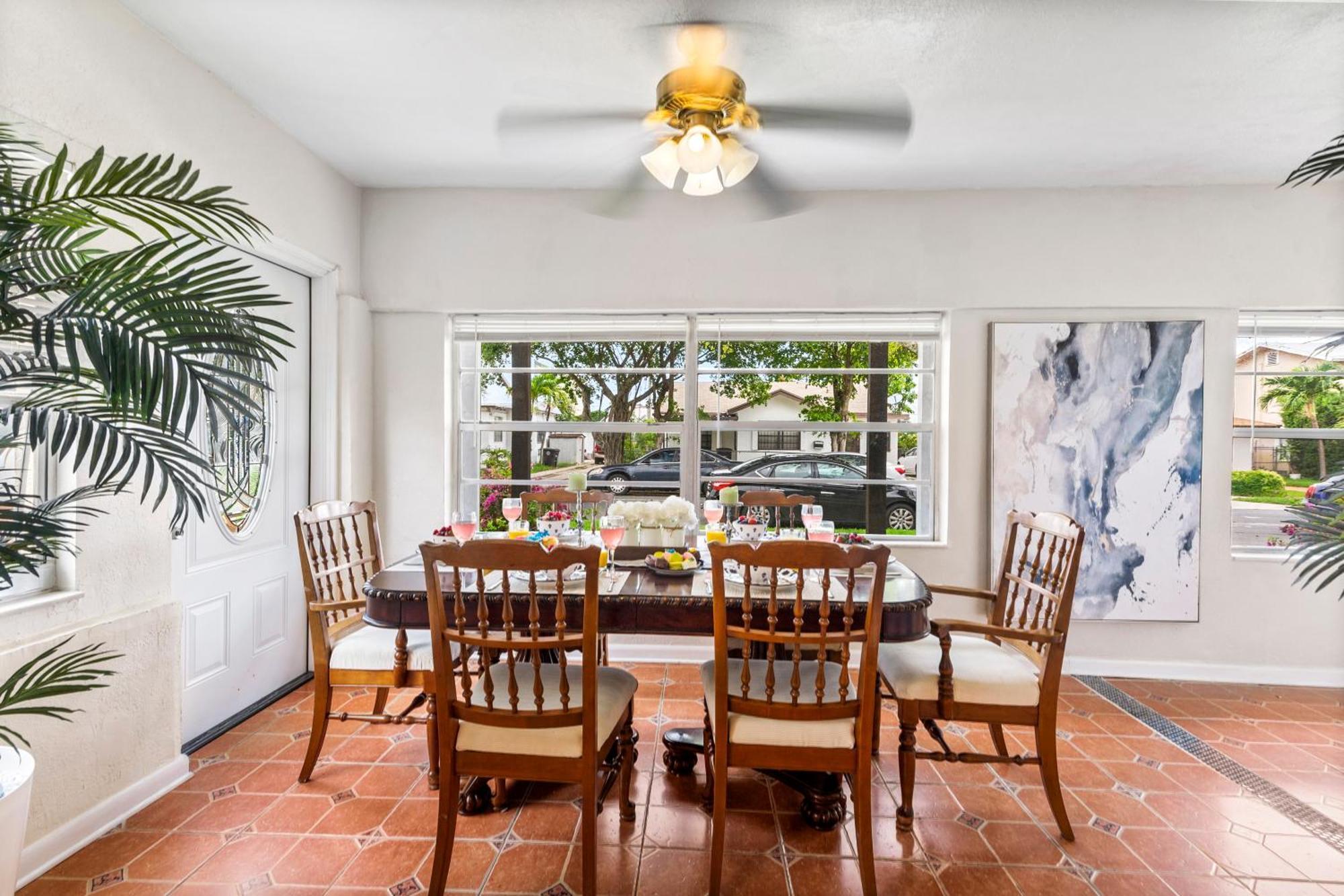 Chic Downtown Vacation Home And Guest Home West Palm Beach Dış mekan fotoğraf